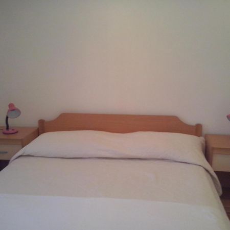 Apartments By The Sea Sumartin, Brac - 11658 Стая снимка